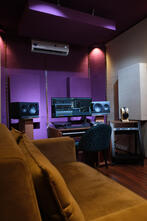 MIX ROOM